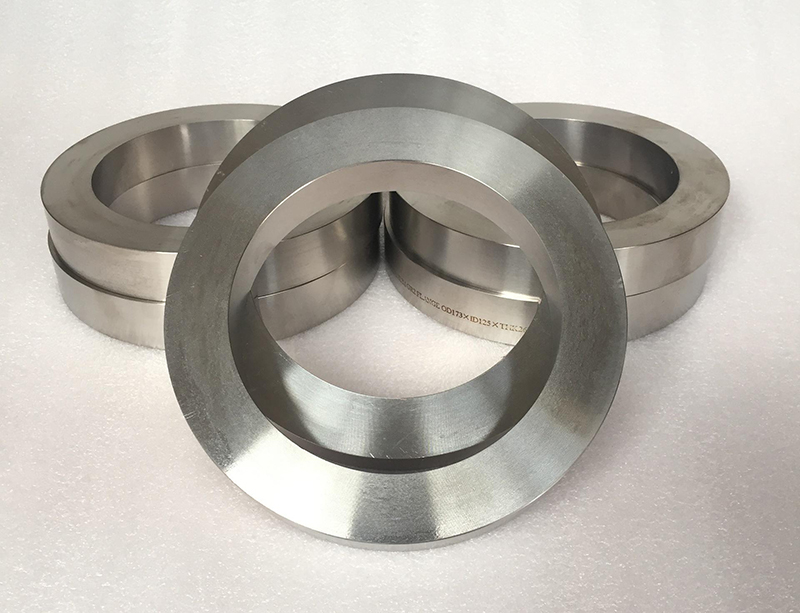 帶硬質合金環的拉絲模芯有哪些特點？